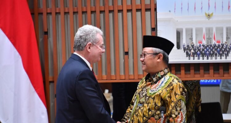 Kemendikdasmen dan Universitas McGill Jalin Kerja Sama Strategis